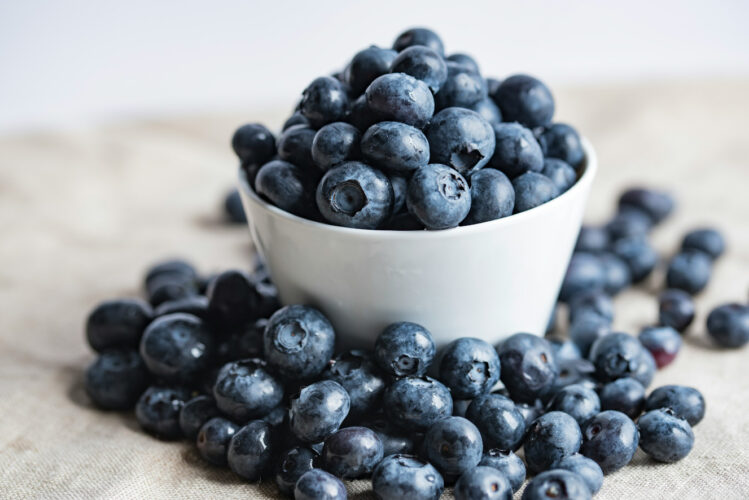 Blueberries and oats, the combo that satisfies